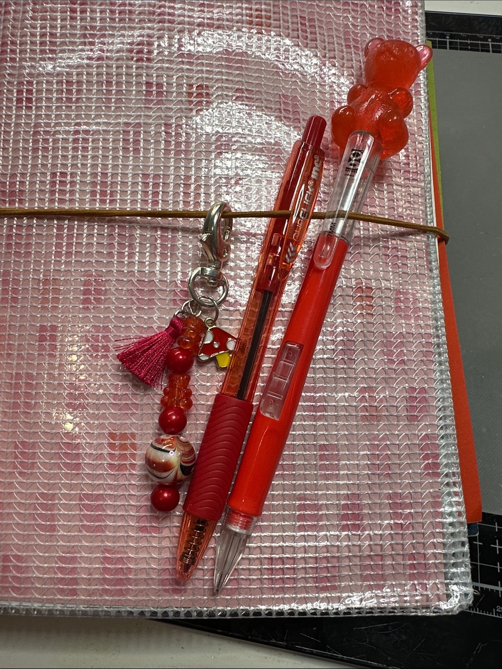 Pouch journal, red - Picture 3 of 3